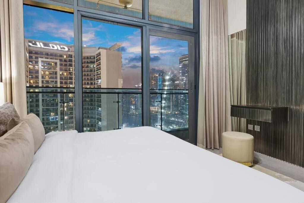 Apartment First Class 1br Breathtaking Skyline View